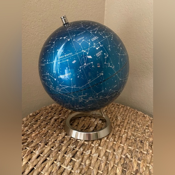 Modern Constellation Globe - Picture 1 of 2